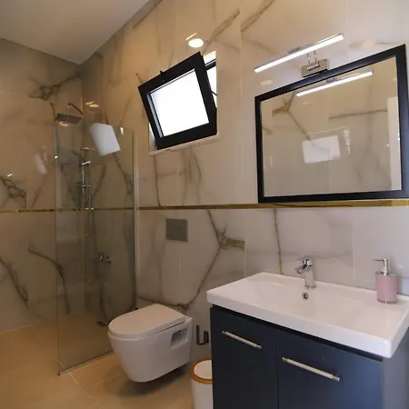 Dreamy With Private Pool And Jacuzzi In Kas *